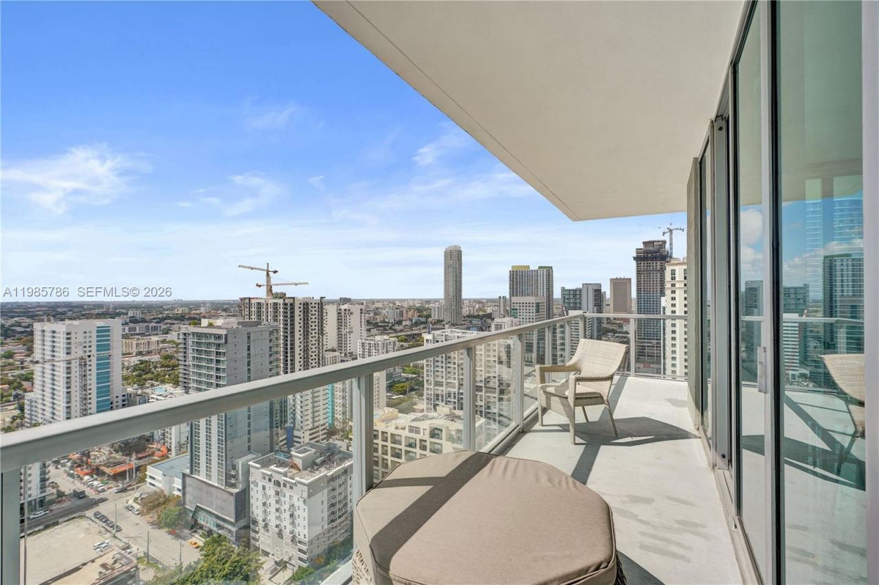 79 SW 12th St, Unit 3412-S, Miami, FL 33130 Photo