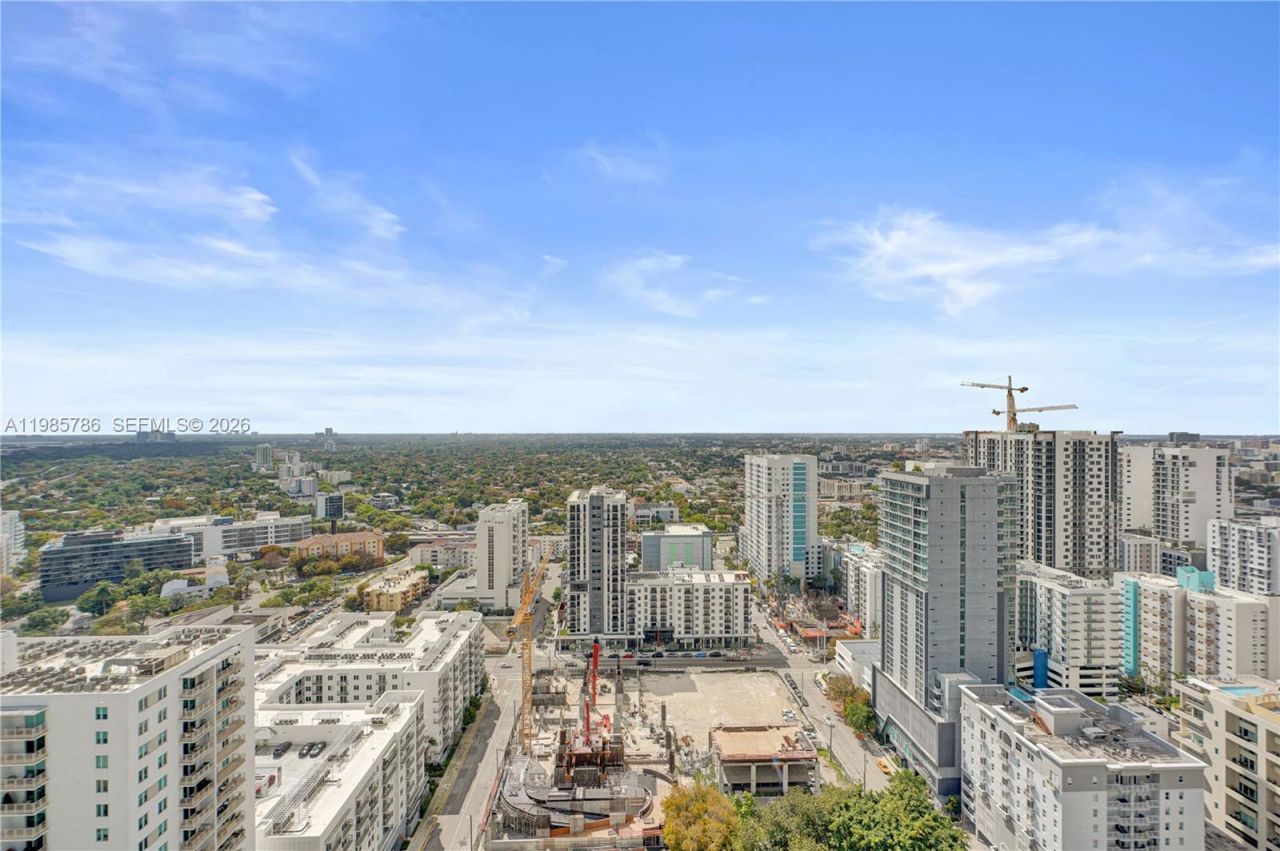 79 SW 12th St, Unit 3412-S, Miami, FL 33130 Photo