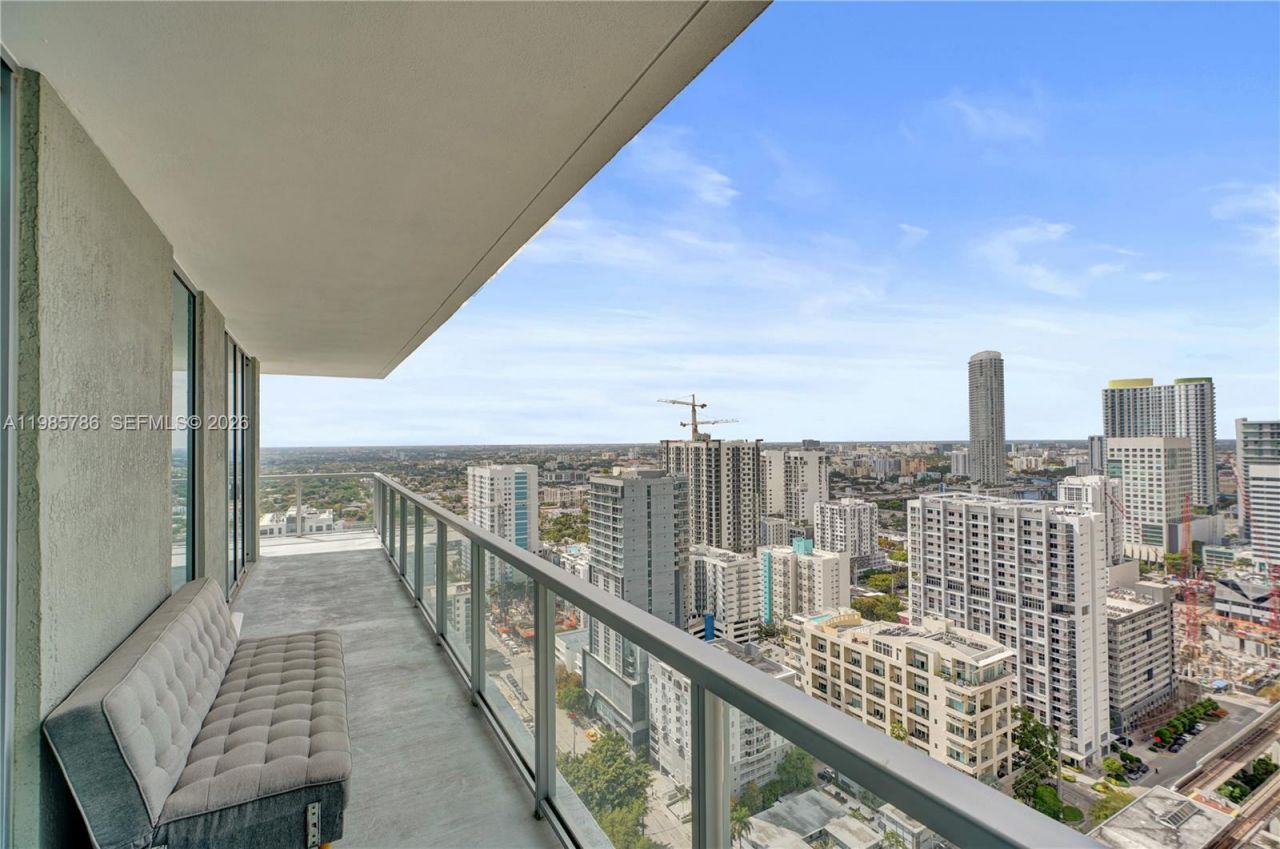 79 SW 12th St, Unit 3412-S, Miami, FL 33130 Photo