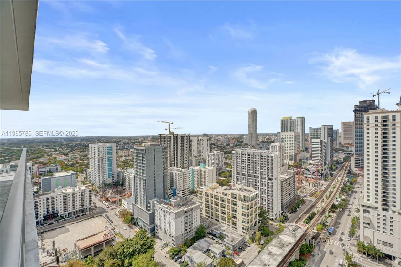 79 SW 12th St, Unit 3412-S, Miami, FL 33130 Photo