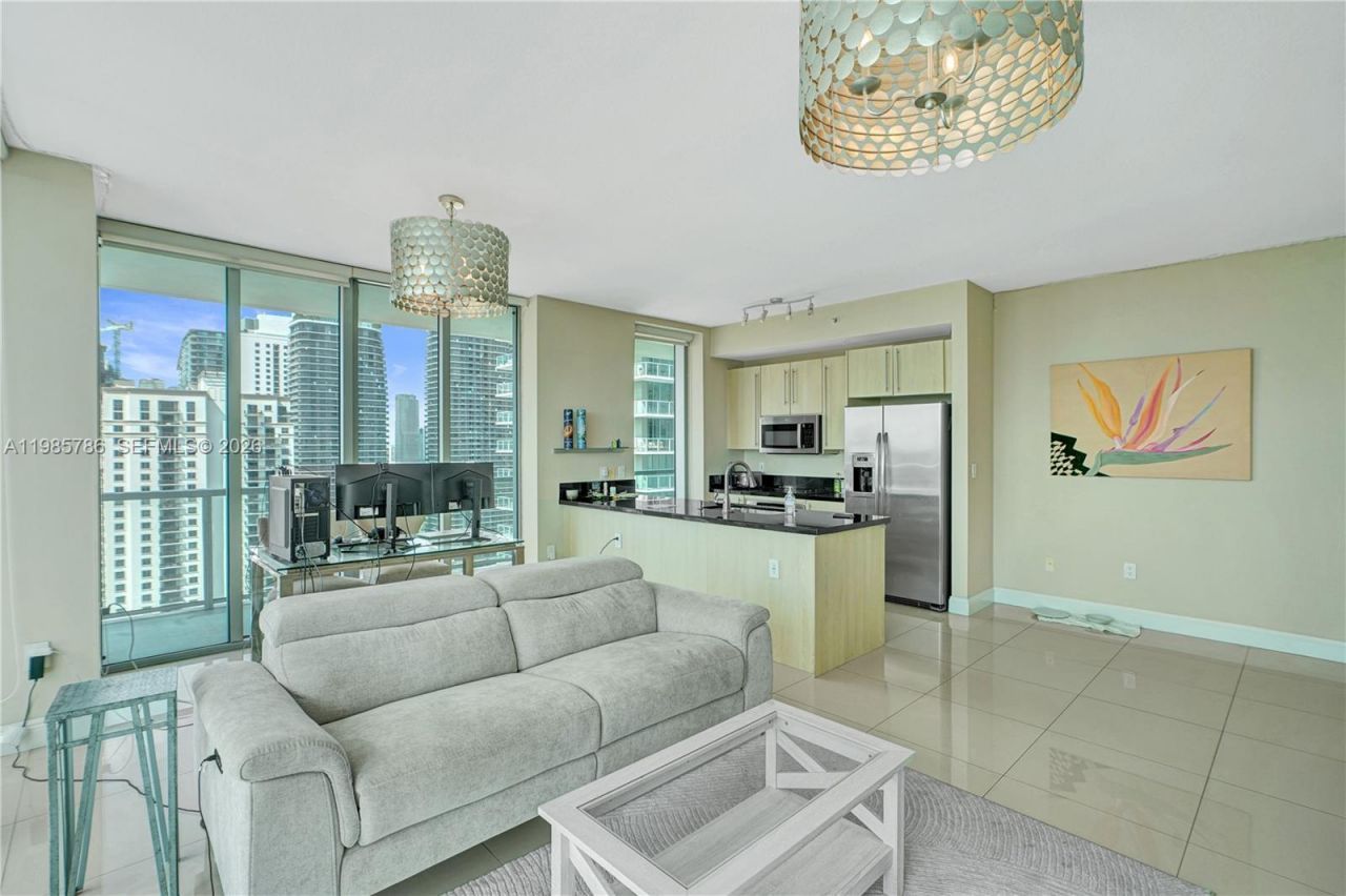 79 SW 12th St, Unit 3412-S, Miami, FL 33130 Photo