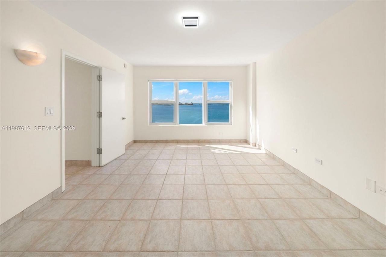 11111 Biscayne Blvd , Unit 19D, Miami, FL 33181 Photo