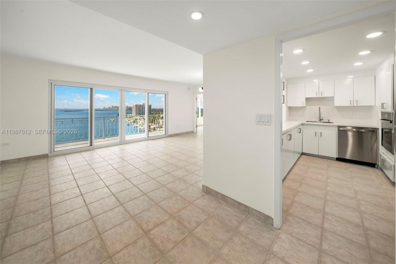 11111 Biscayne Blvd, Unit 19D, Miami, FL 33181 Photo