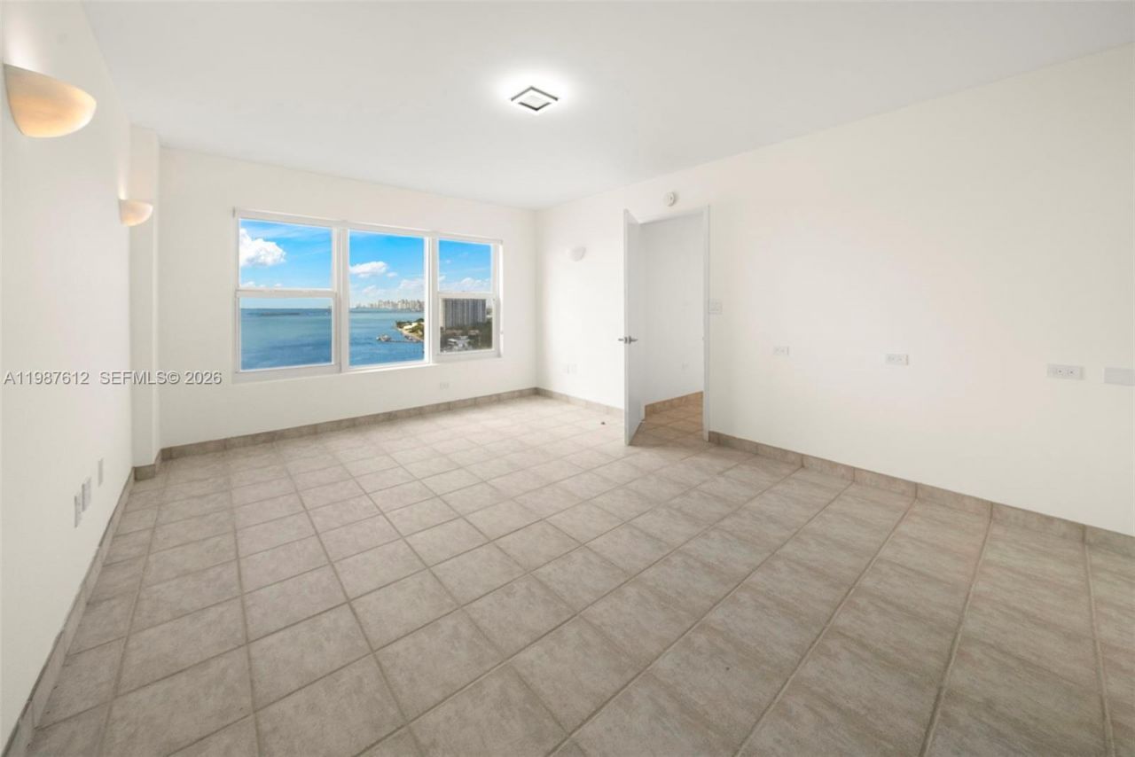 11111 Biscayne Blvd, Unit 19D, Miami, FL 33181 Photo