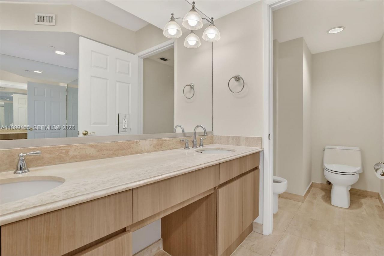 18671 Collins Ave, Unit 1702, Sunny Isles Beach, FL 33160 Photo