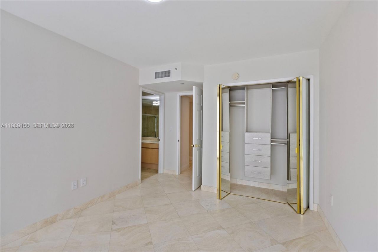 18671 Collins Ave , Unit 1702, Sunny Isles Beach, FL 33160 Photo
