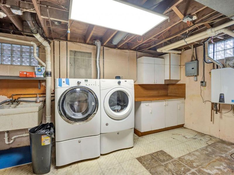 5525 Whispering, Cincinnati, OH 45247 Photo 31