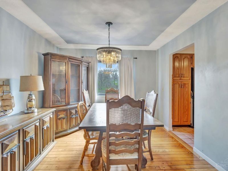 5525 Whispering, Cincinnati, OH 45247 Photo 9