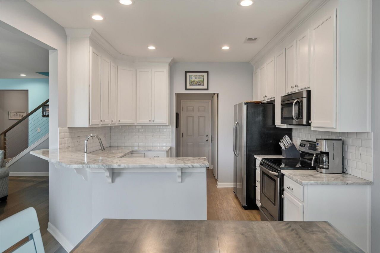 1705 Blalock Street Photo 15