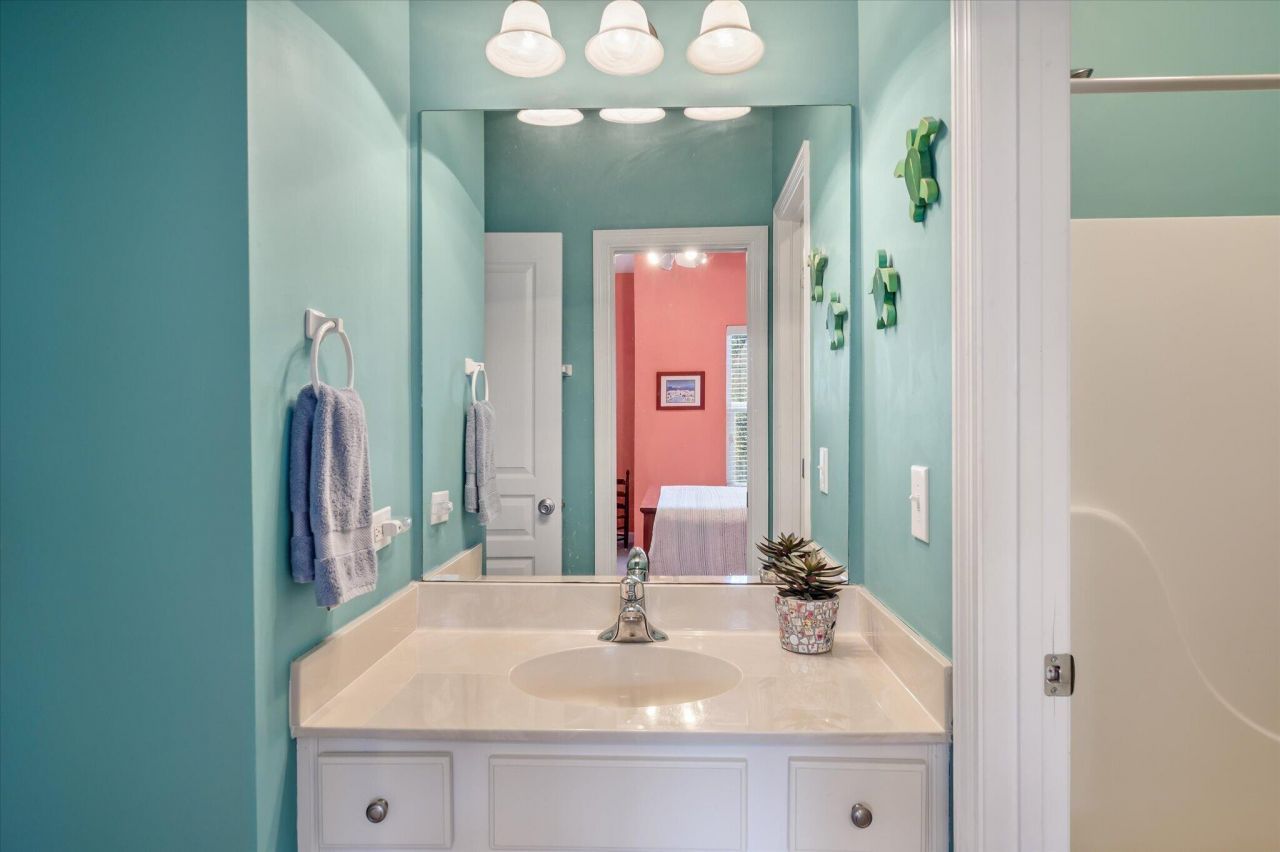 1705 Blalock Street Photo 36