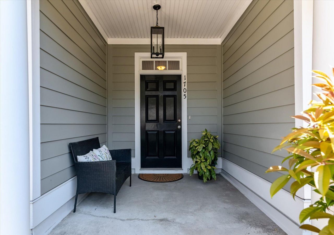 1705 Blalock Street Photo 5