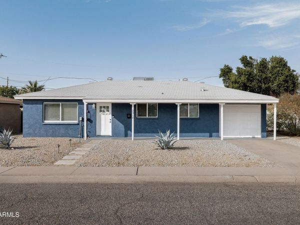 2318 W PINCHOT Avenue, Phoenix, AZ 85015