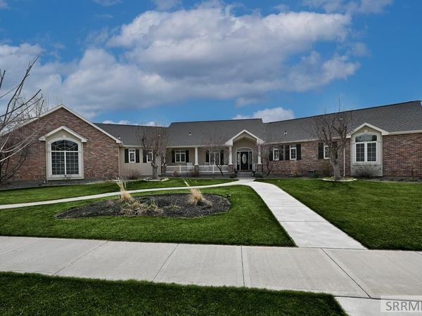 160 E Woodhaven Lane, IDAHO FALLS, ID 83404