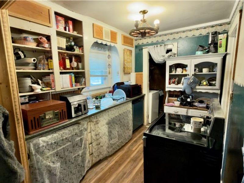 143 S Point Drive , Avon Lake, OH 44012 Photo 11