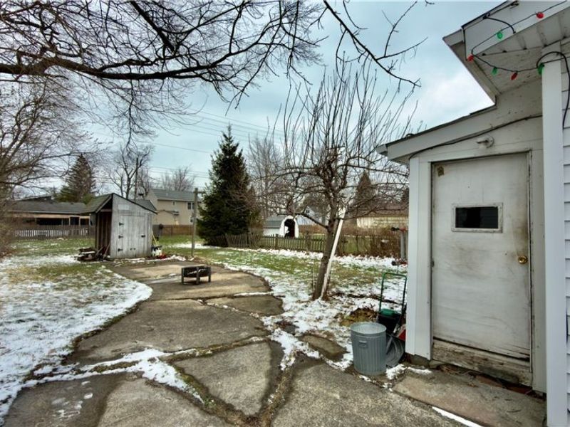 143 S Point Drive , Avon Lake, OH 44012 Photo 18