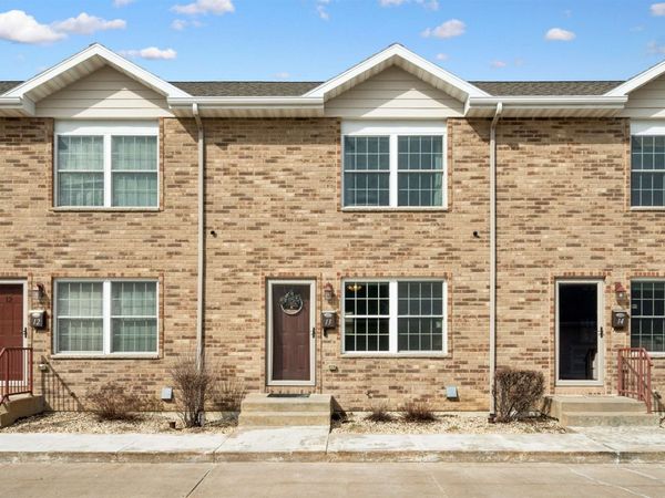 3470 Hillcrest Road, Dubuque, IA 52002