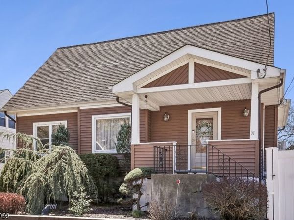 31 Bergen Blvd, Woodland Park, NJ 07424