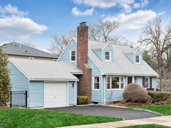 347 Gilbert St, Ridgewood, NJ 07450