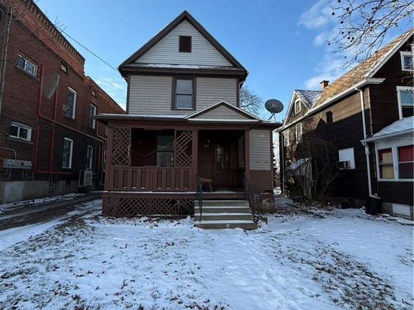 725 Monteagle Street , Niagara Falls, NY 14305