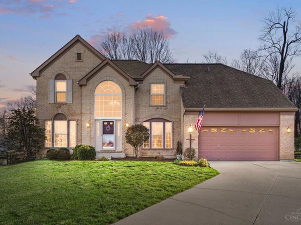 1502 Huntcrest Drive, Cincinnati, OH 45255