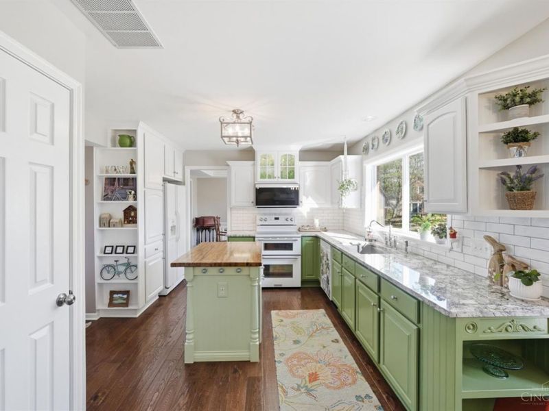 1502 Huntcrest Drive, Cincinnati, OH 45255 Photo 16