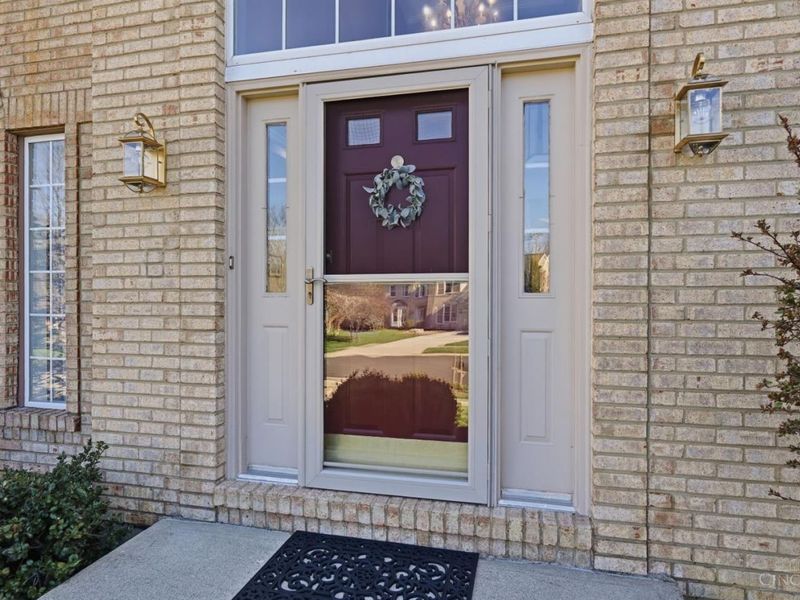 1502 Huntcrest Drive, Cincinnati, OH 45255 Photo 4