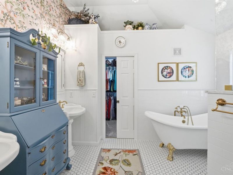 1502 Huntcrest Drive, Cincinnati, OH 45255 Photo 46