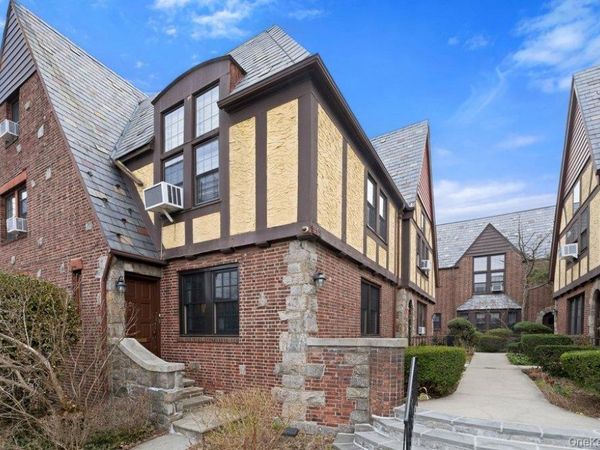 35-05 167th Street, Unit 1, Flushing, NY 11358