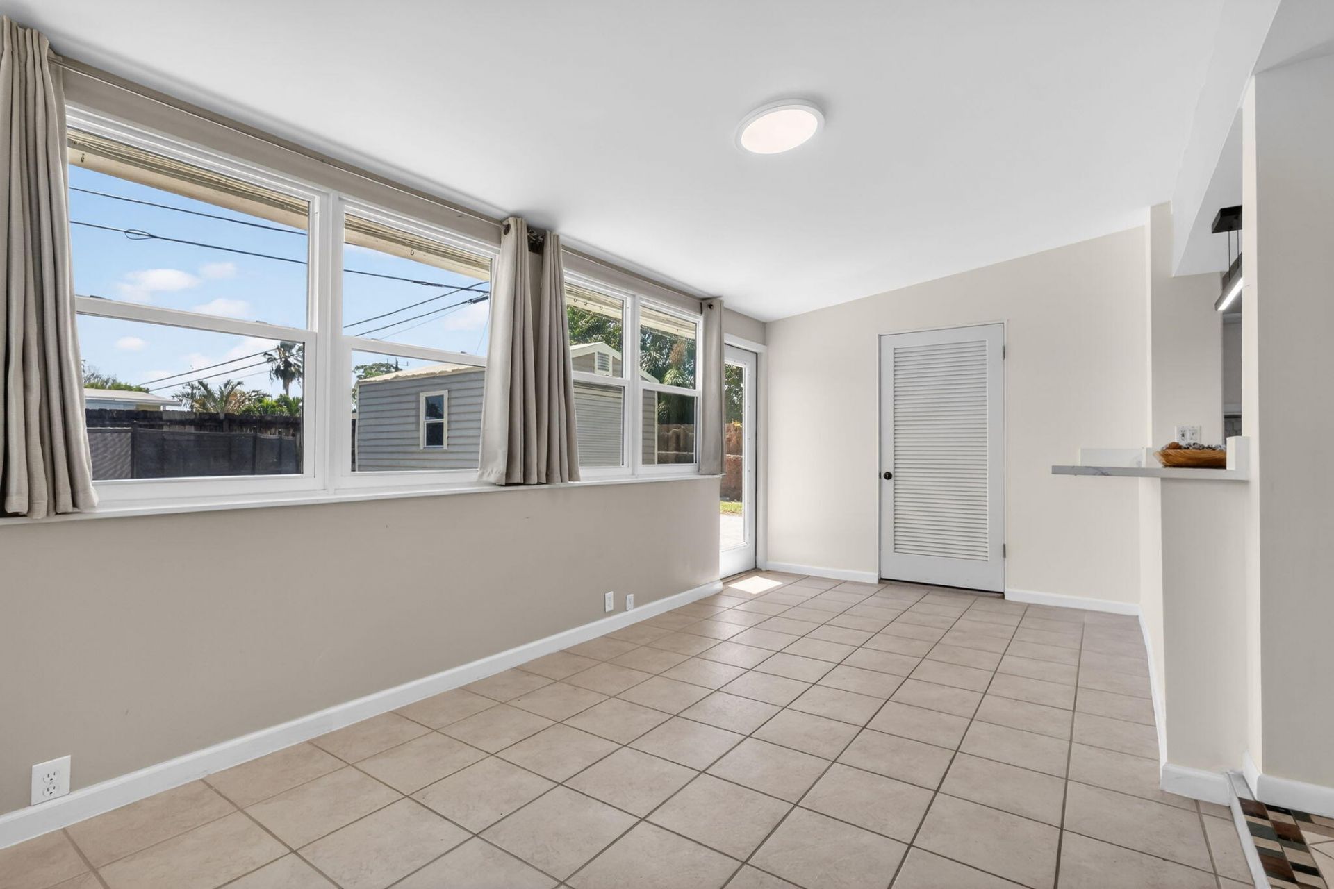 353 Shady Lane Road, Palm Springs, FL 33461 Photo