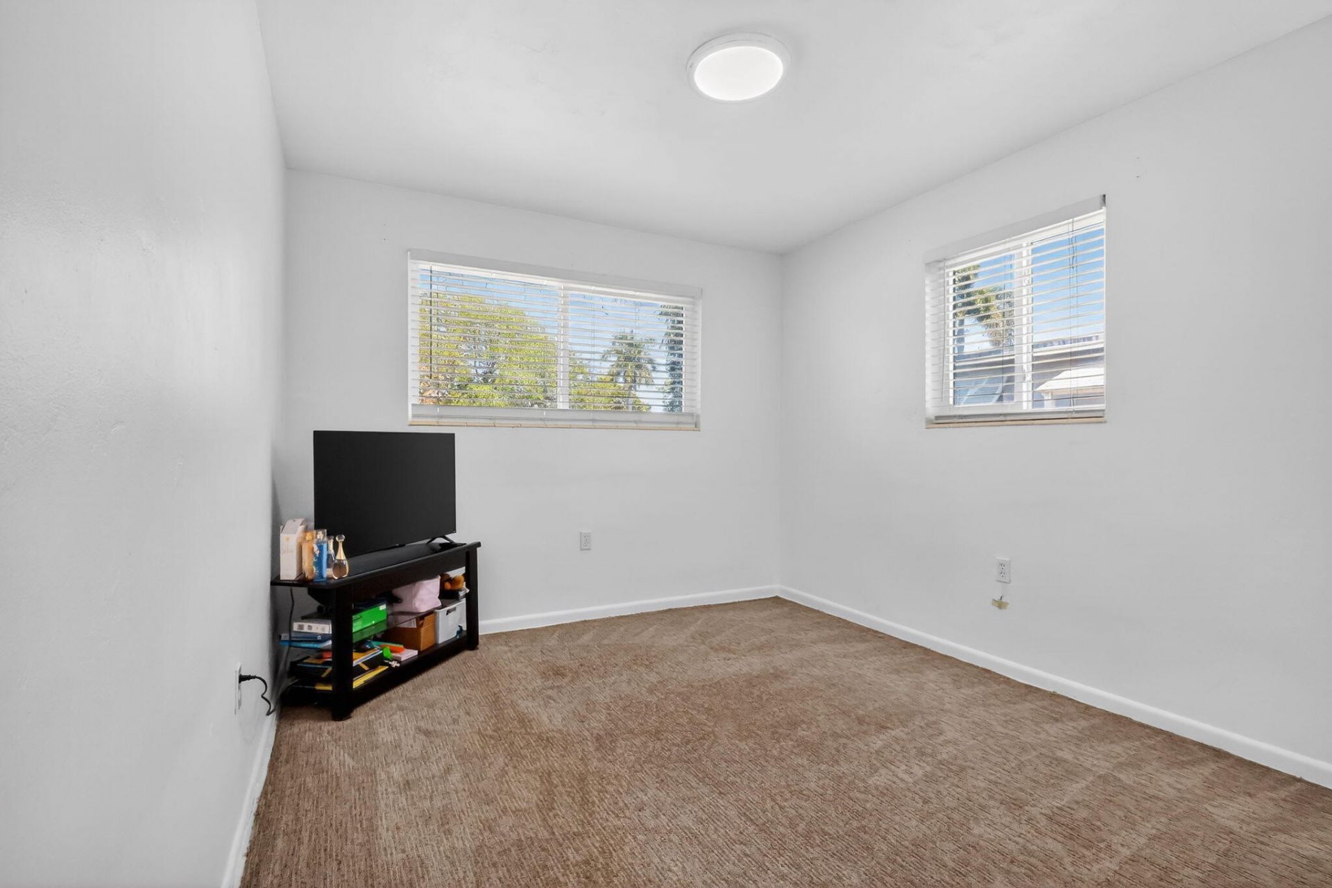 353 Shady Lane Road, Palm Springs, FL 33461 Photo