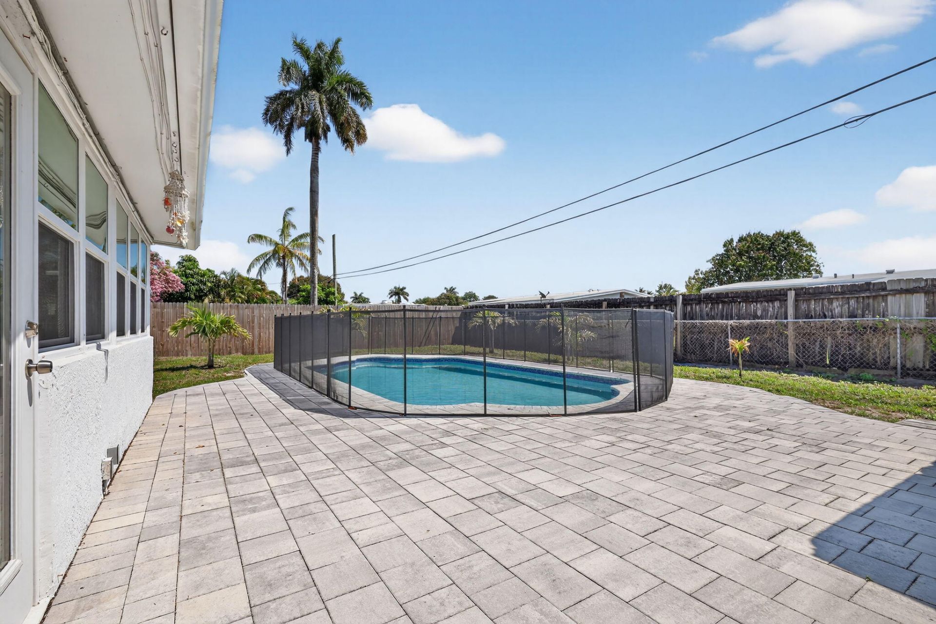 353 Shady Lane Road, Palm Springs, FL 33461 Photo