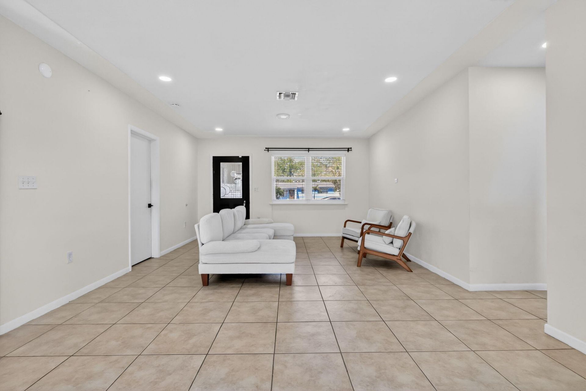 353 Shady Lane Road, Palm Springs, FL 33461 Photo