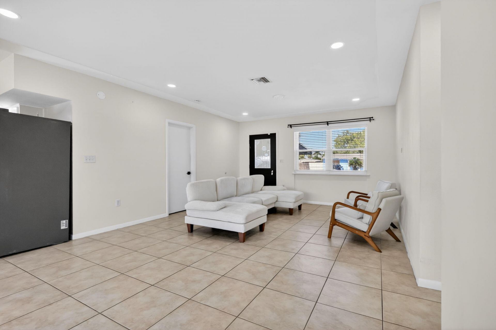 353 Shady Lane Road, Palm Springs, FL 33461 Photo