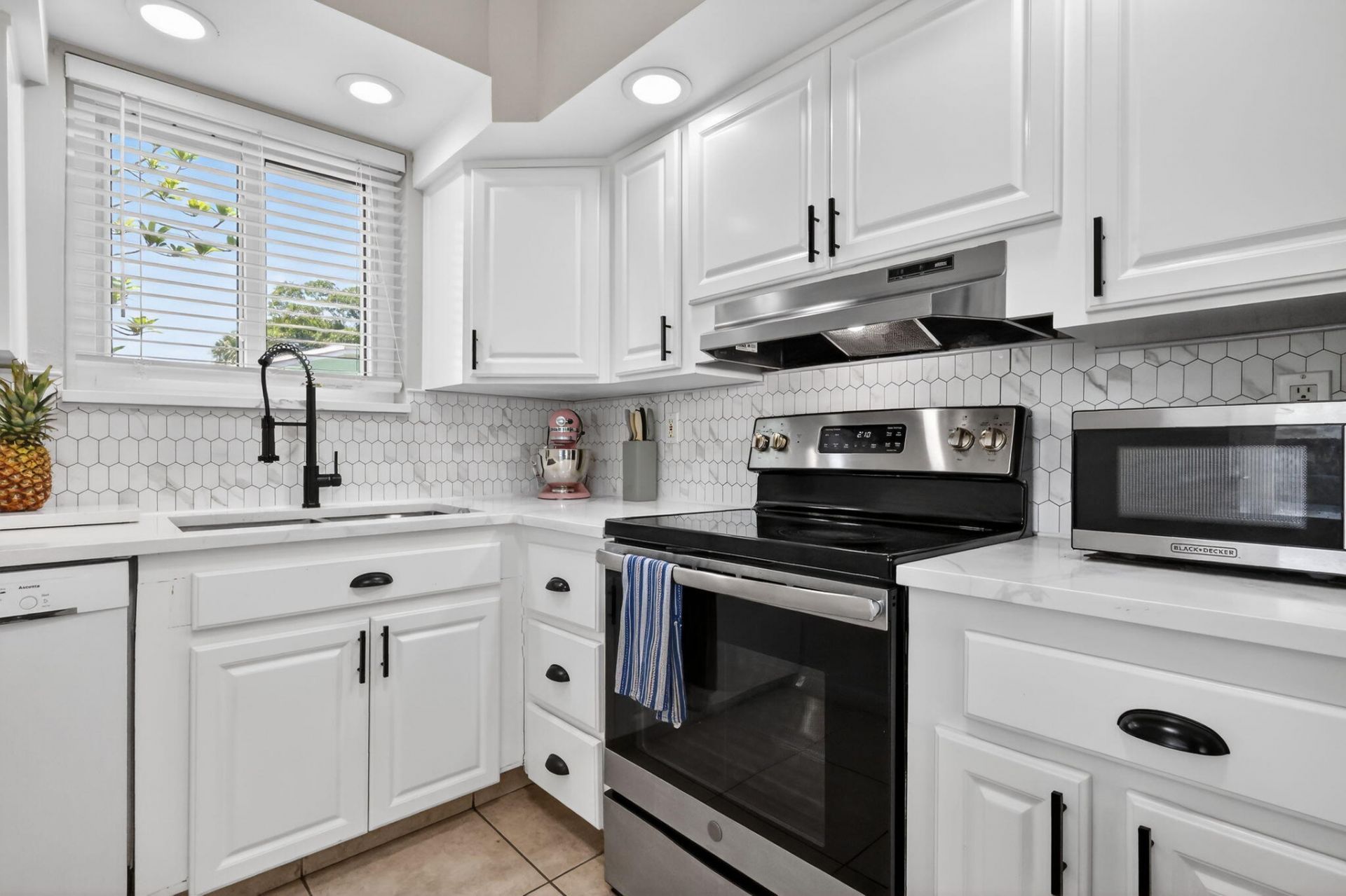 353 Shady Lane Road, Palm Springs, FL 33461 Photo