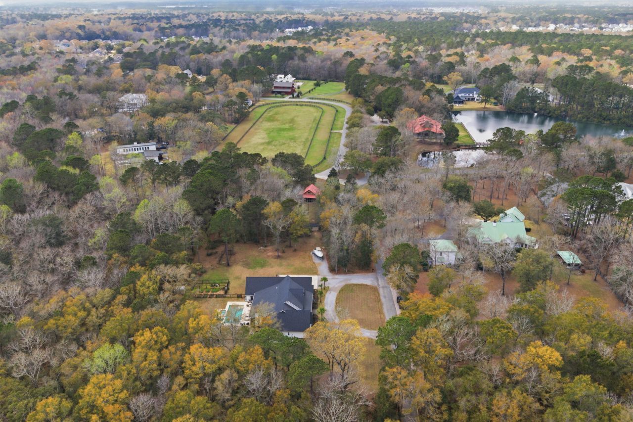 4085 Seabiscuit Lane Photo 44