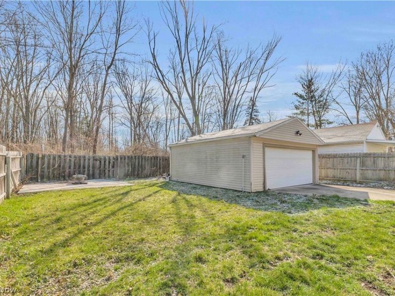 5747 Pleasant Avenue, North Ridgeville, OH 44039 Photo 24