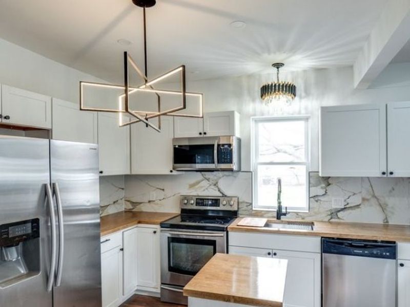 3135 W 46th Street, Cleveland, OH 44102 Photo 9