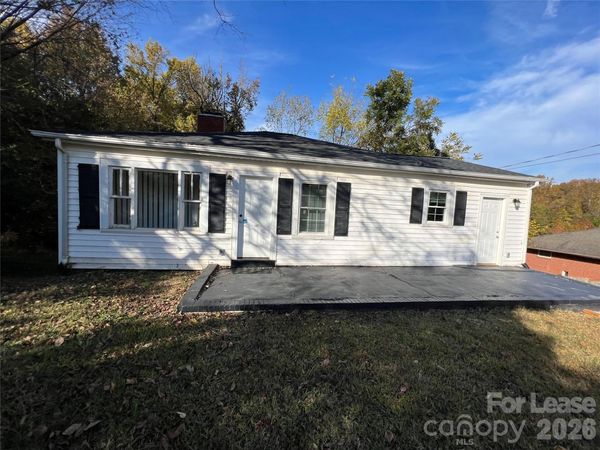 2766 Court Drive , Gastonia, NC 28054