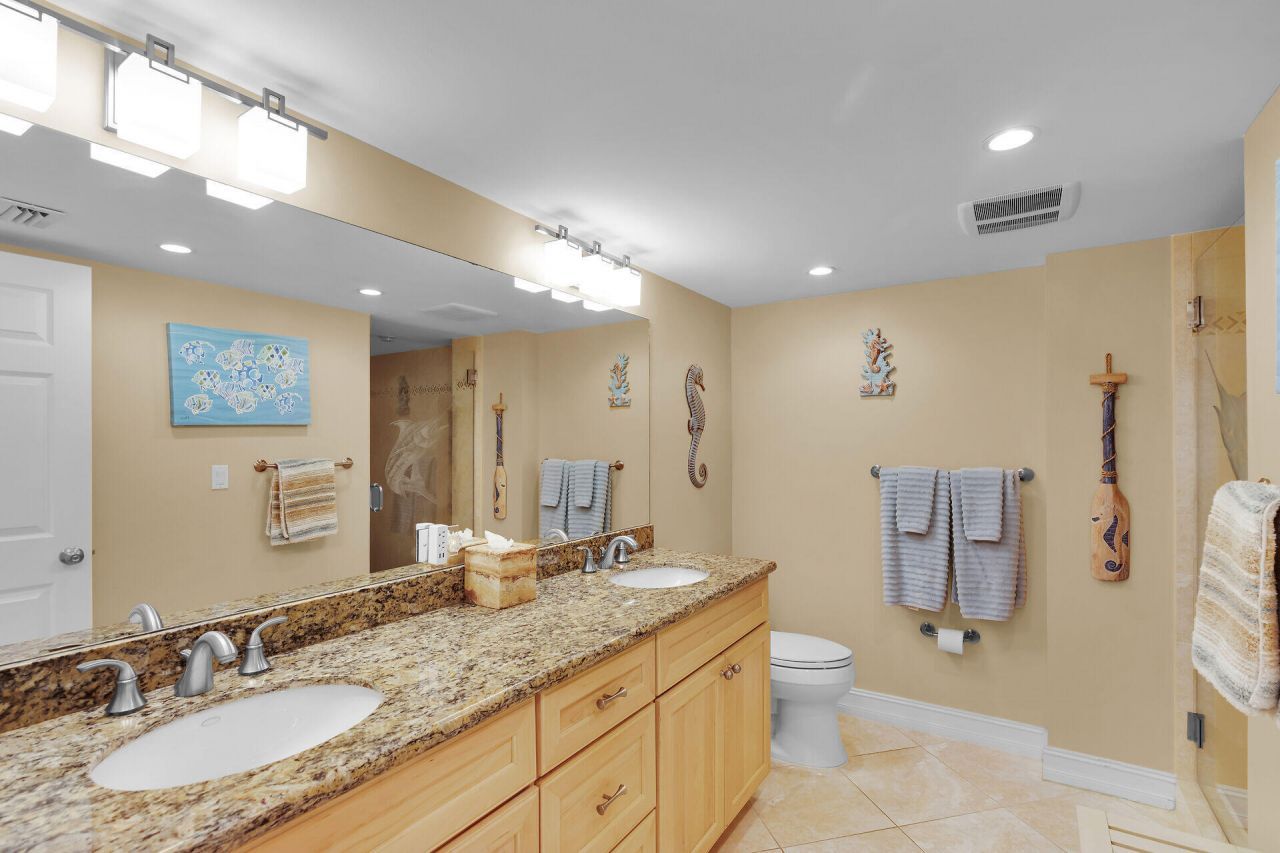 87851 Old Highway, Unit APT M3, Islamorada, FL 33036 Photo