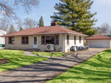 1892 Pascal Street, Falcon Heights, MN 55113