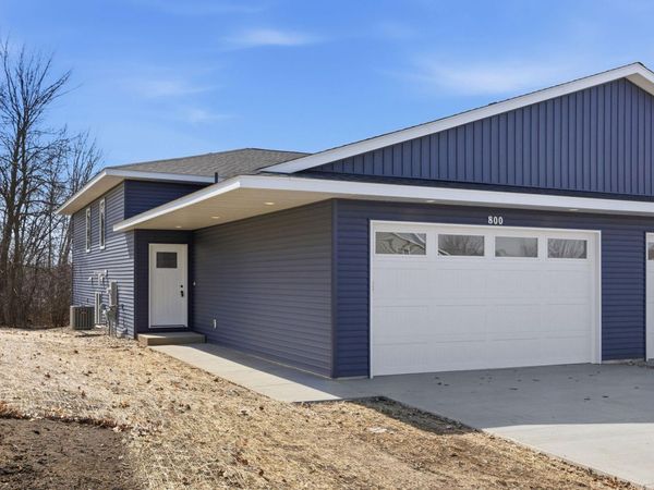 800 Texas Avenue NW, Hutchinson, MN 55350