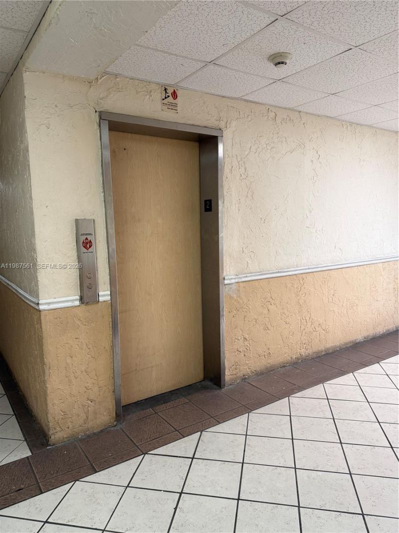 5755 W 20th Ave , Unit 201, Hialeah, FL 33012 Photo