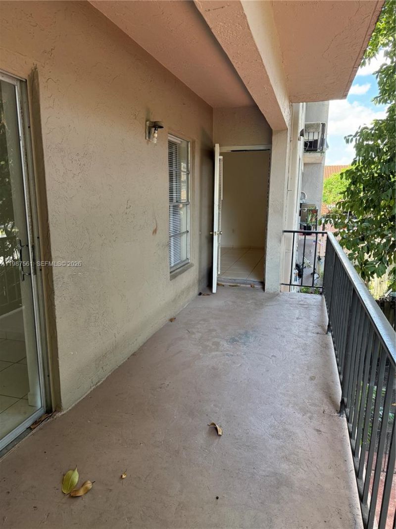 5755 W 20th Ave , Unit 201, Hialeah, FL 33012 Photo