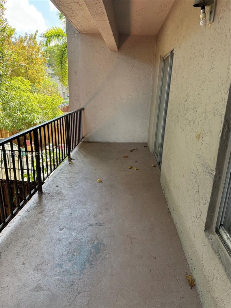 5755 W 20th Ave , Unit 201, Hialeah, FL 33012 Photo