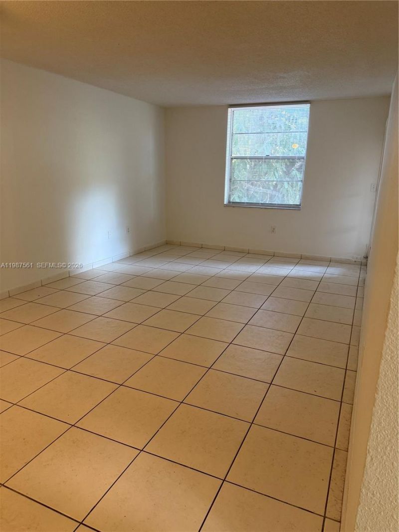 5755 W 20th Ave , Unit 201, Hialeah, FL 33012 Photo