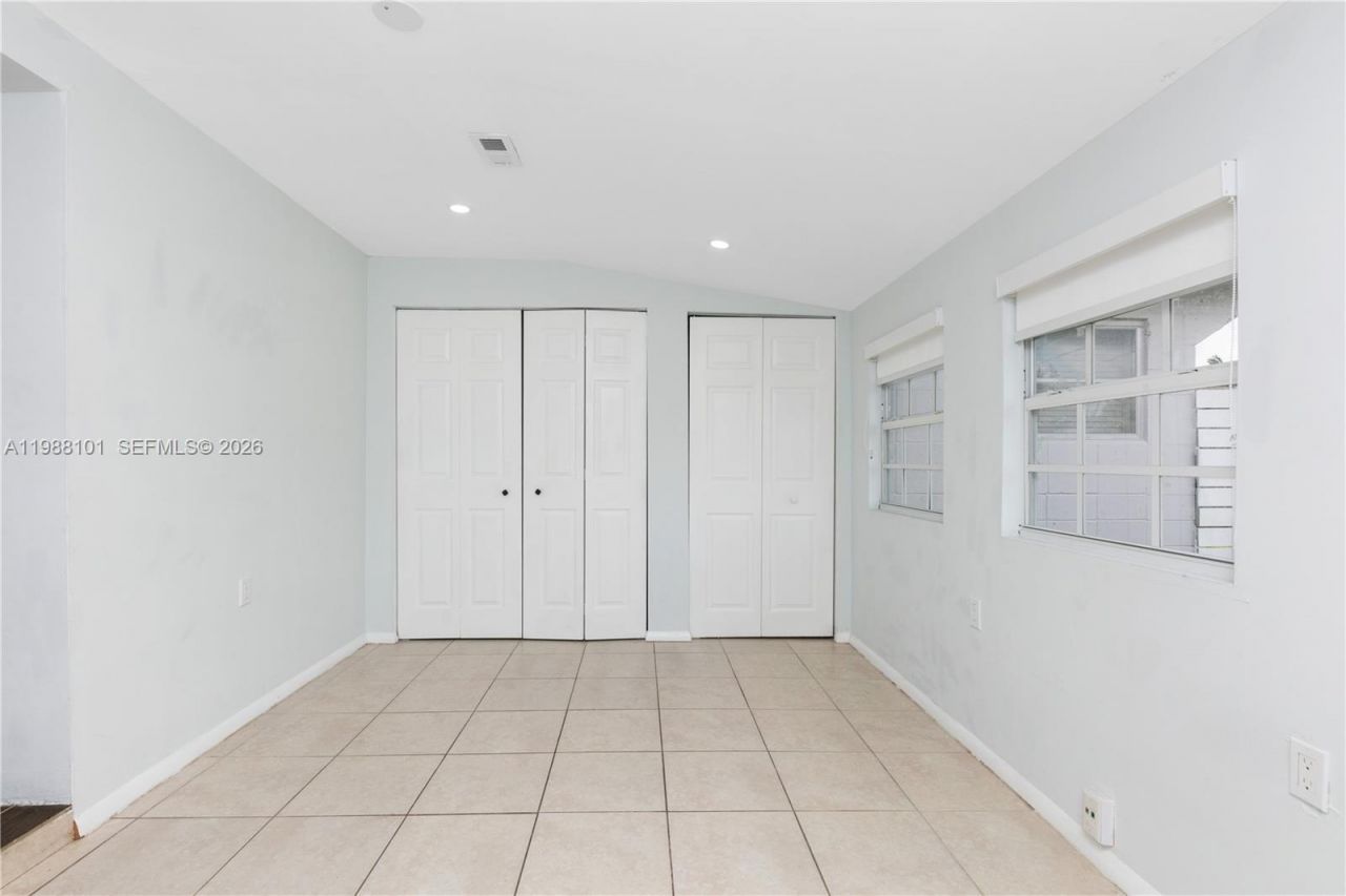 1511 NW 85th Way, Pembroke Pines, FL 33024 Photo