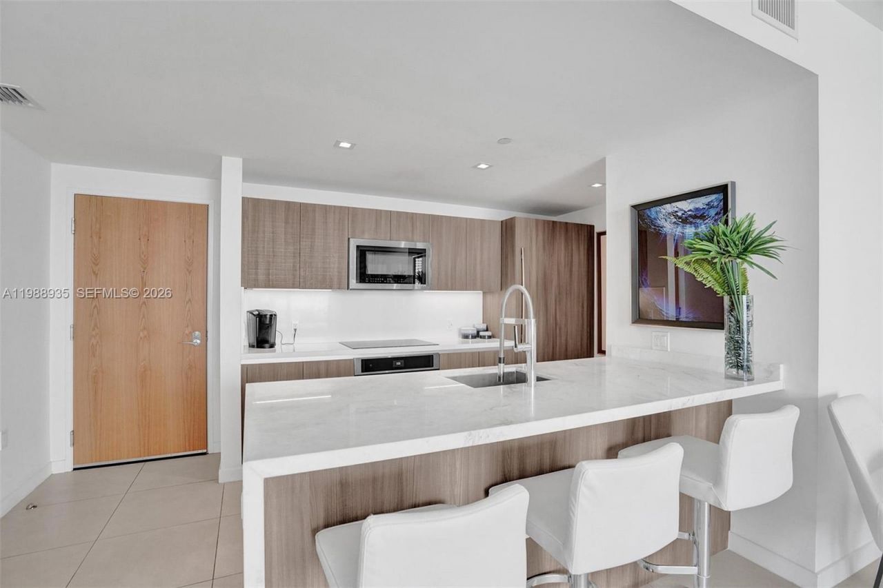 401 N Birch Rd , Unit 513, Fort Lauderdale, FL 33304 Photo