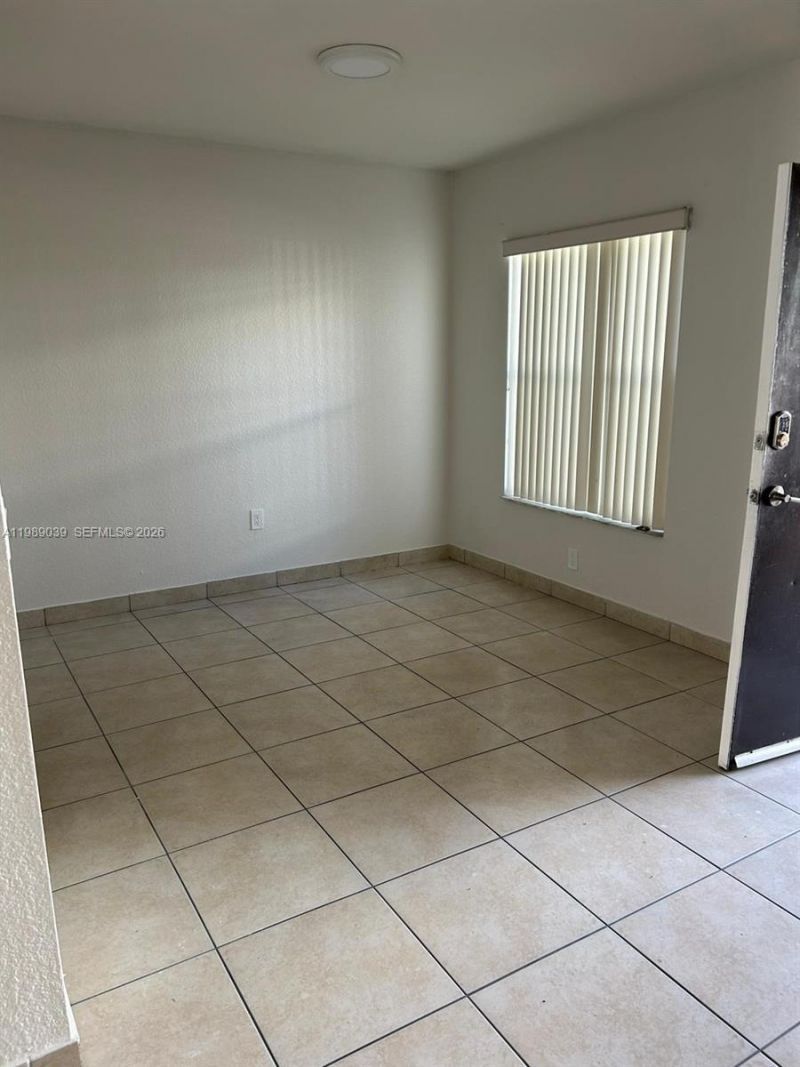 128 W 21st St, Unit 102, Hialeah, FL 33010 Photo