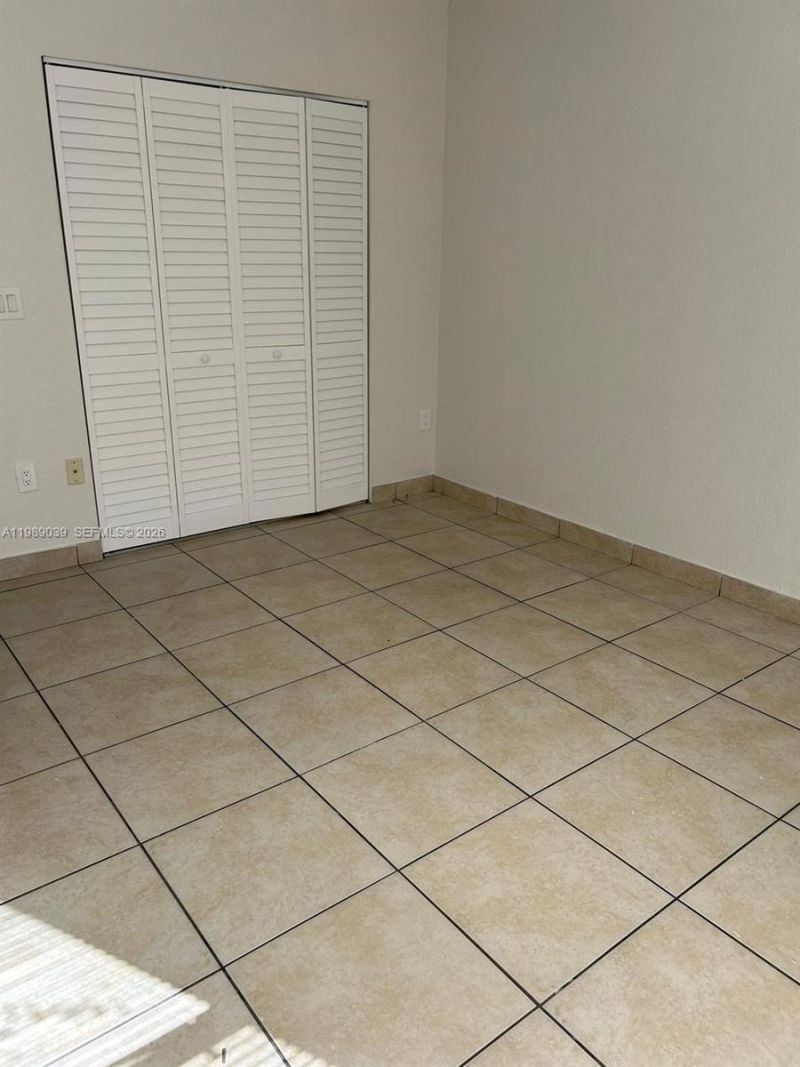 128 W 21st St, Unit 102, Hialeah, FL 33010 Photo
