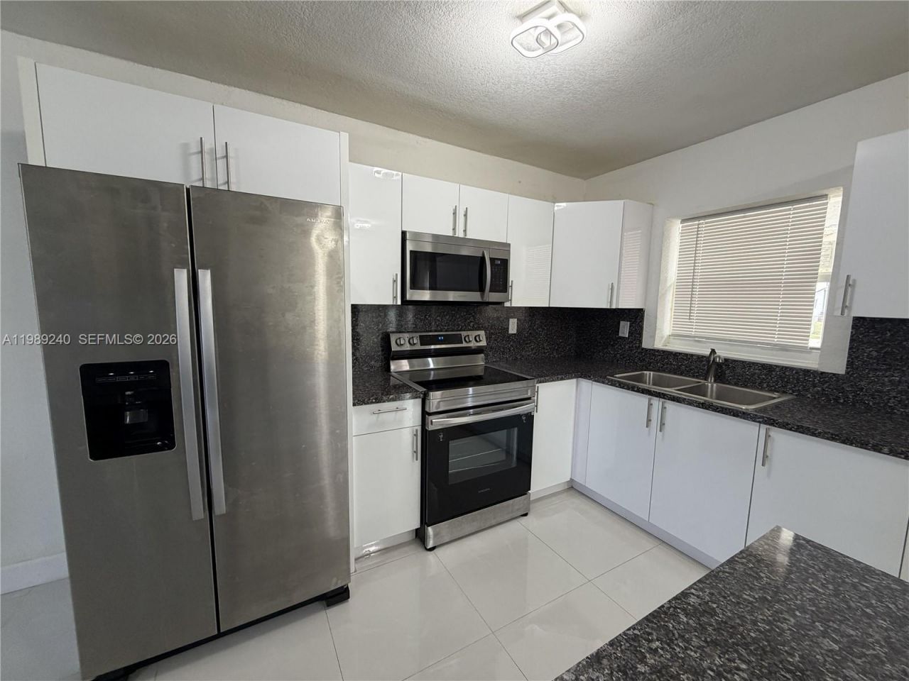 3950 NW 171st Ter, Miami Gardens, FL 33055 Photo